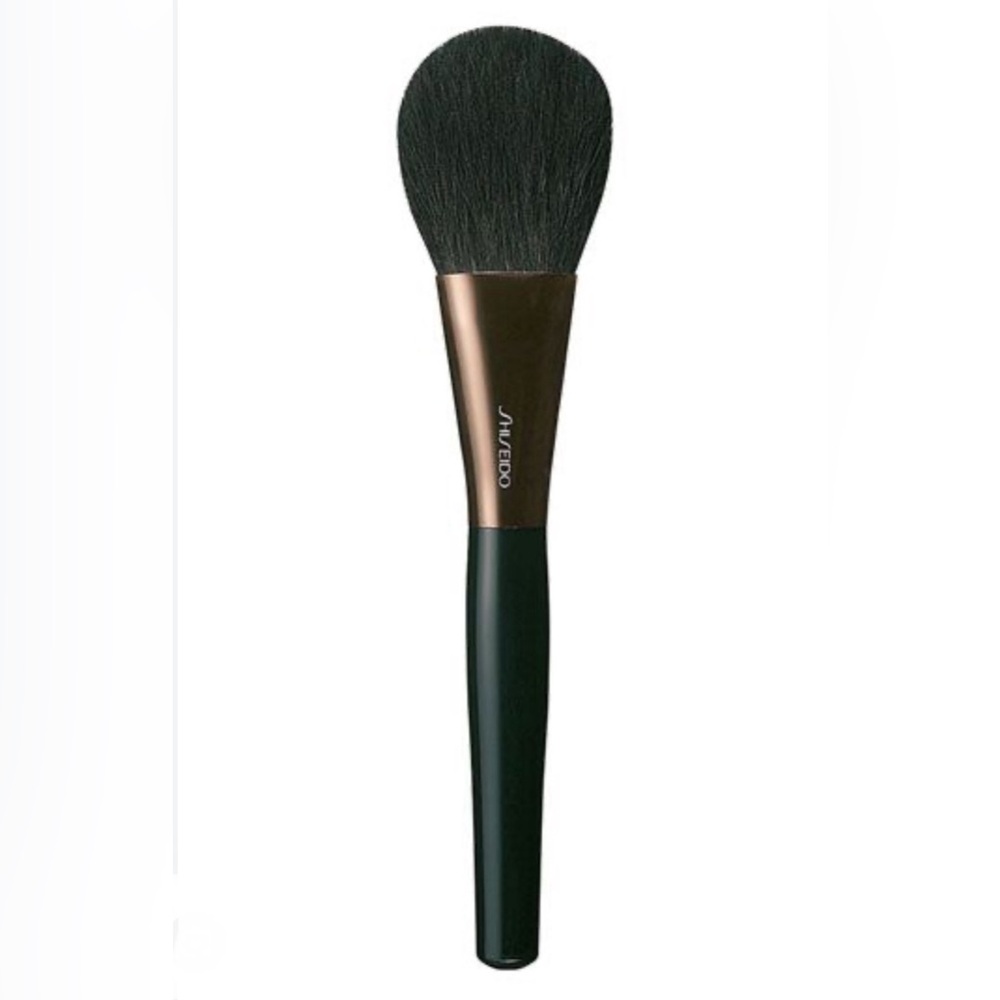 Shiseido The Makeup Powder Brush Soft Squirrel Hair, No Box - Picture 1 of 3
